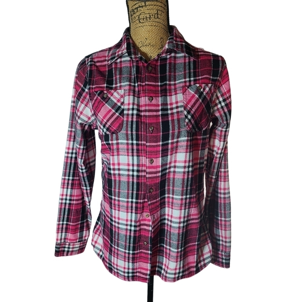 Outdoor Casuals Pink Plaid Button Down Long Sleeve Shirt